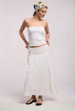 Load image into Gallery viewer, Kess Strapless Top in Beach
