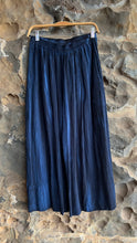 Load image into Gallery viewer, Cotton Gauze Pleats Pants in Last Blue

