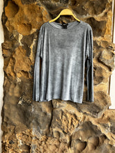 Load image into Gallery viewer, Boat Neck Long Sleeve Tee Shirt with Dirty Effect in Ghiaccio
