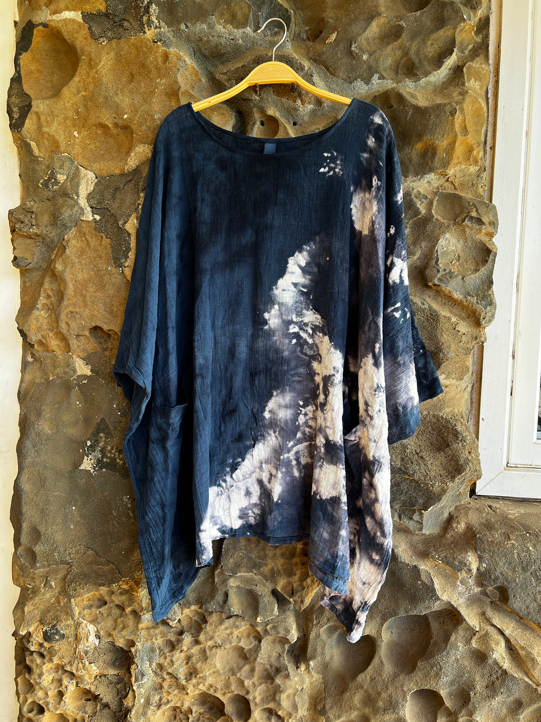 Cotton Gauze Medium Bucket Tunic in Blue Explosion