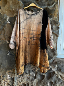 Cotton Gauze Medium Bucket Tunic in Brush Black + Caramel