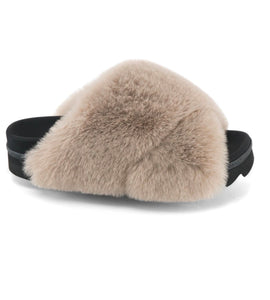 The Roam Cloud Slippers in Nude ***Final Sale Not eligible for returns or exchanges