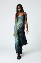 Load image into Gallery viewer, Work of Art Long Silk Dress in N/Fiume
