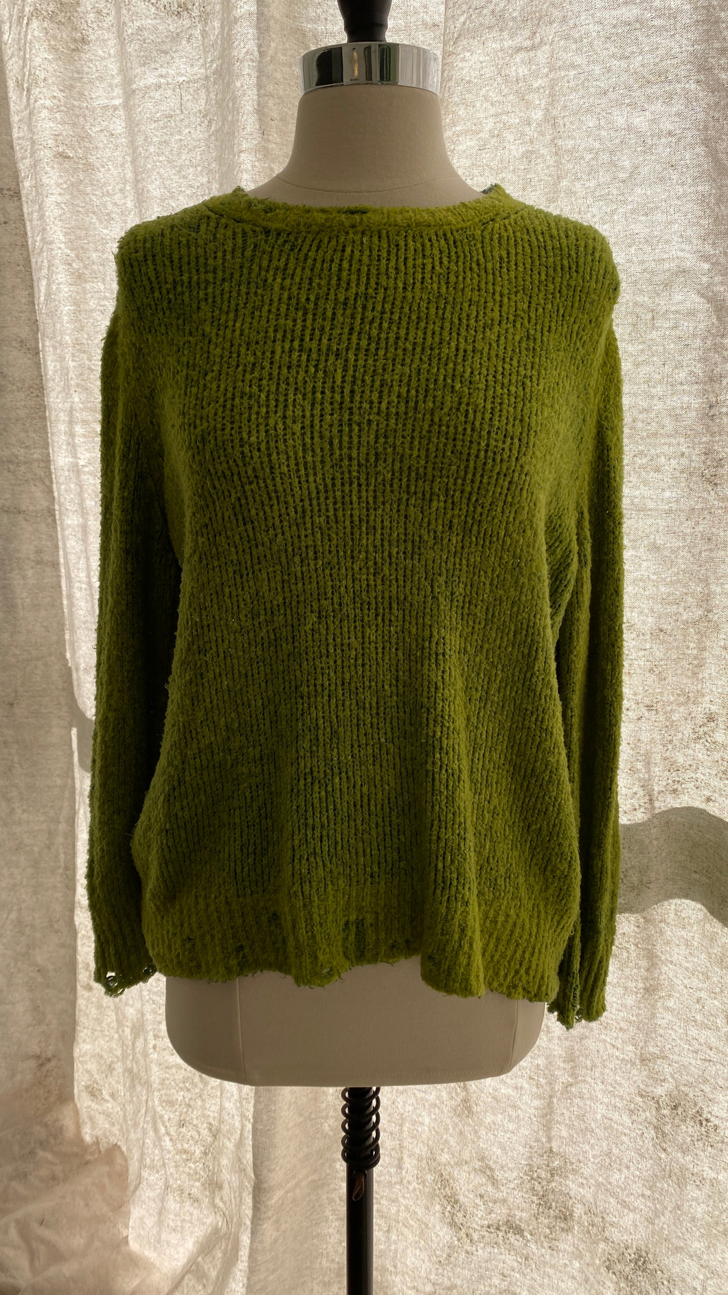 Avant Toi Bi Color Pullover Sweater with Distressed Edges in Apple Buzz Oskar’s Boutique Women’s Tops