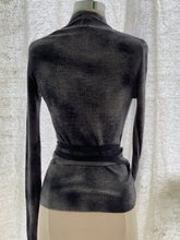 Load image into Gallery viewer, Avant Toi Ribbed Wrap Cardigan Sweater in Cashmere and Silk Oskar’s Boutique Women’s Tops
