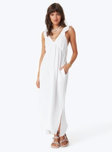 Leyla Dress in White