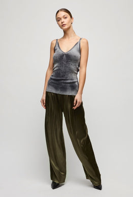 Avant Toi Ribbed V Neck Tank in Cashmere and Silk Oskar’s Boutique Women’s Tops