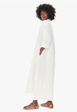 Load image into Gallery viewer, Xírena Hope Dress in White Oskar’s Boutique Women&#39;s Dresses
