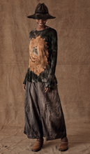 Load image into Gallery viewer, Gilda Midani Linen Long Sleeve Top in Big Bloom Oskar’s Boutique Women&#39;s Tops
